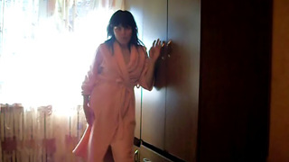 Unforgettable sexy brunette