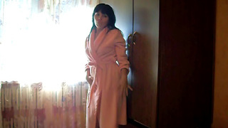 Unforgettable sexy brunette